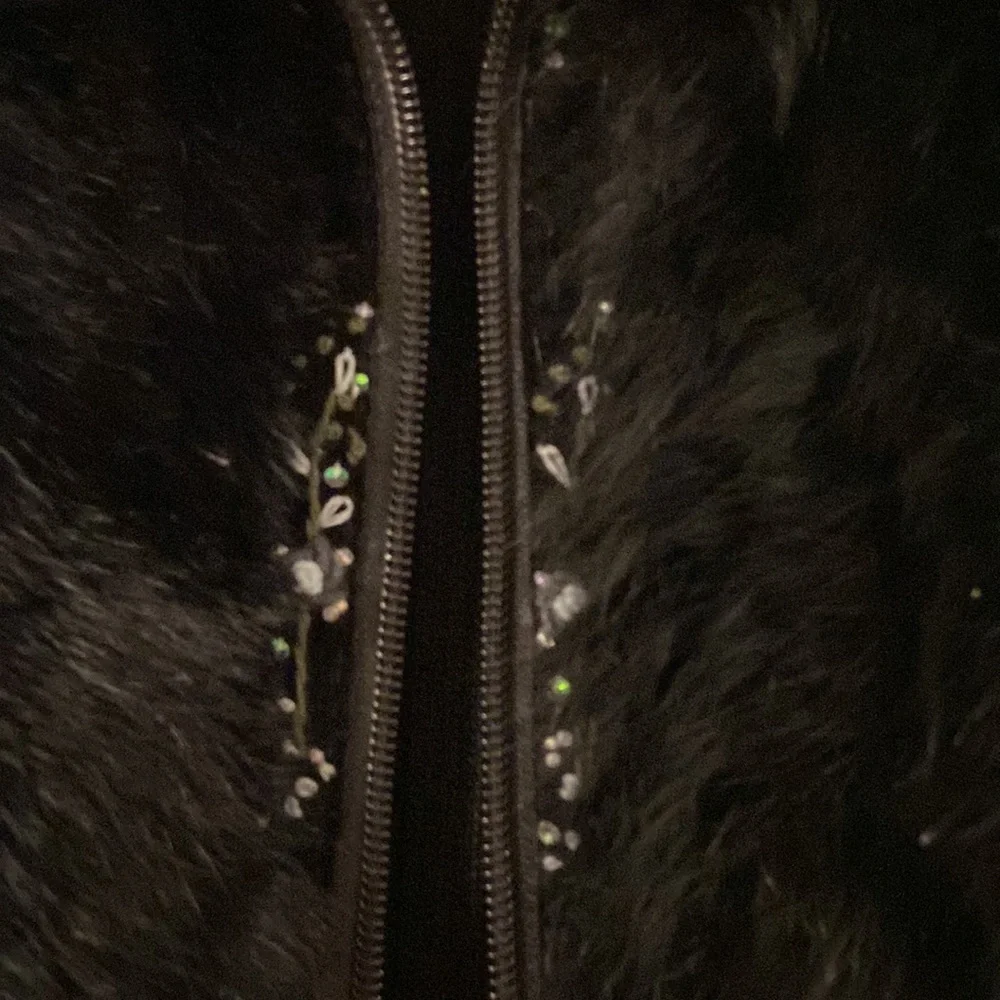 COLEBROOK RABBIT FUR AND LAMBSKIN WOMENS VEST BNWOT length 23” bust 30”very soft